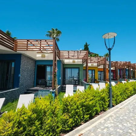 Feniks Priority Hotell Okurcalar