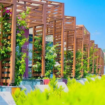 Hotell Feniks Priority Okurcalar