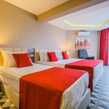 Hotell Feniks Priority 4*