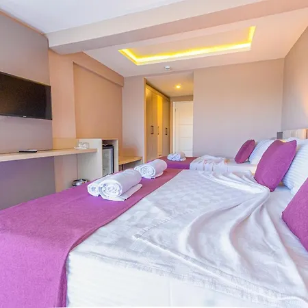 Feniks Priority Hotell