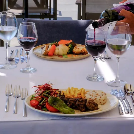 Feniks Priority Hotell 4*