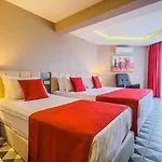 Hotel Feniks Priority 4*