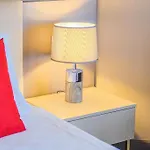 Feniks Priority Hotel