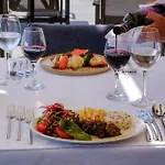 Feniks Priority Hotel 4*