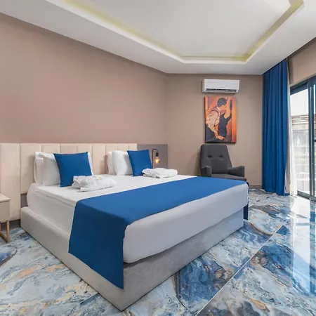 Feniks Priority Hotel